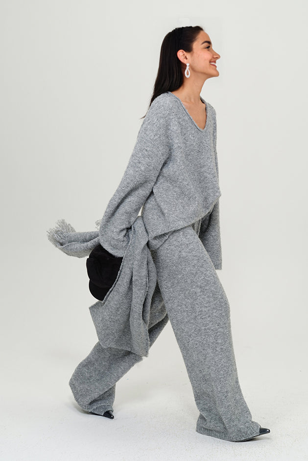 Ashore_Shop_2025_Women_s_Oversized_Knitted_Sweater_Smart_Matching_Set