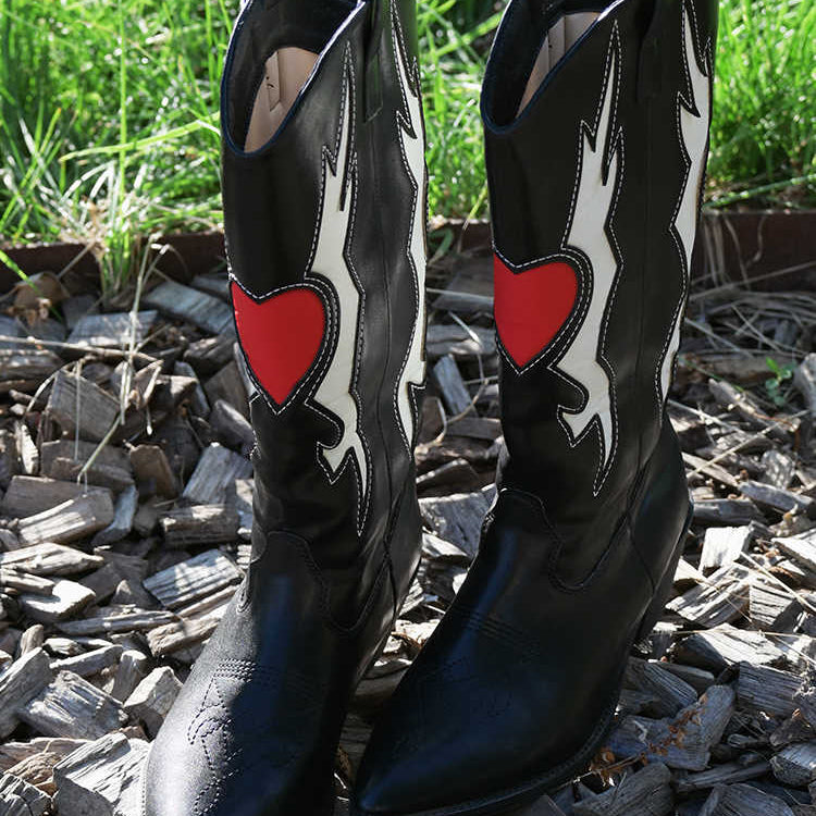 Ashore_Western_Shop_black_western_cowgirl_boots_with_distinctive_embroidery