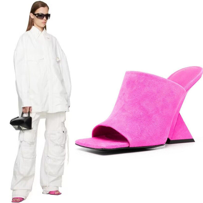 Ashore Shop Summer Summer pants in the image are white utility cargo pants