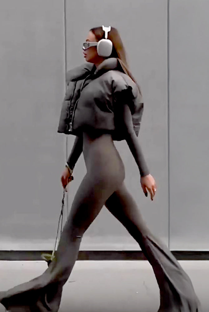 Modern_Women_Two-Piece_Set_Flare_Pant_Jumpsuit_with_Short_Bubble_Vest_Aviator_Jackets