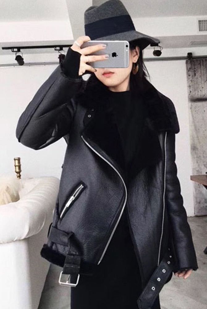 2022 Winter Coats Women Thick Faux Leather Fur Sheepskin Motorcycle Coat